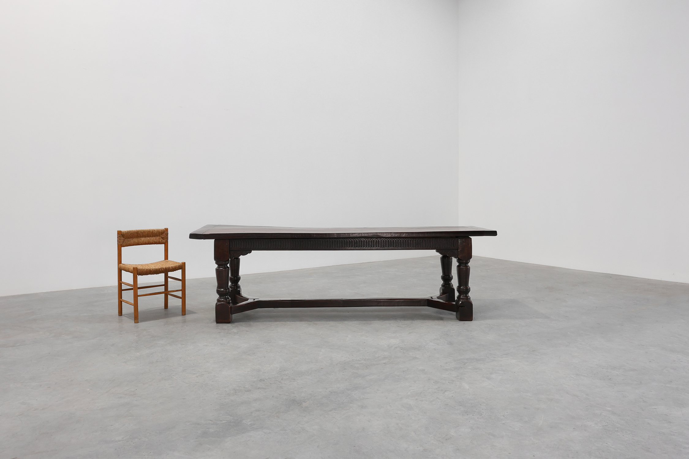 17th-Century Belgian full dark Oak Dining Tablethumbnail